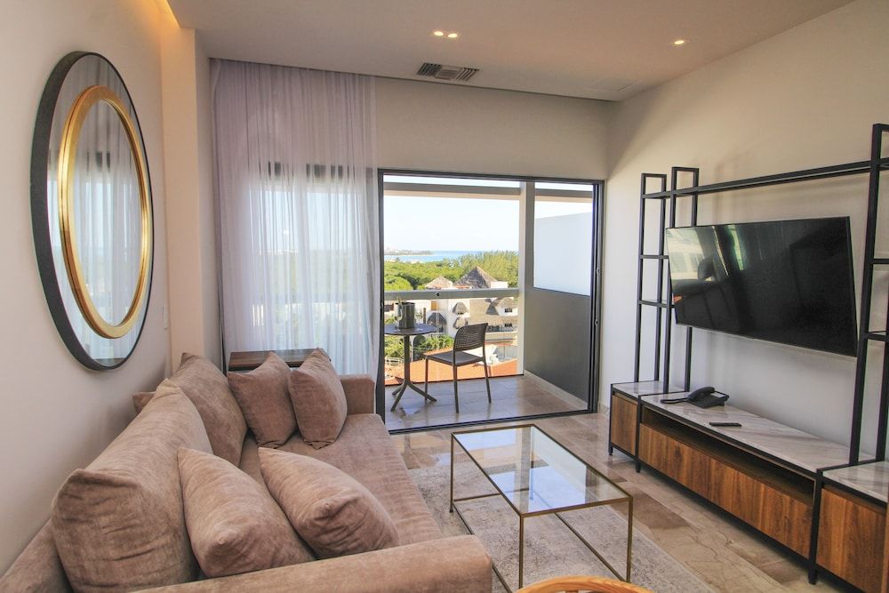 undefined Singular Dream Vacation Rentals 2