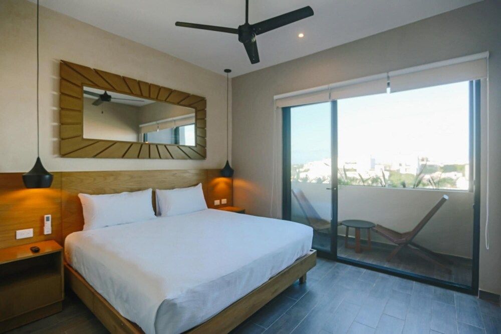 undefined Amazing Deluxe Suite at Sofia 6