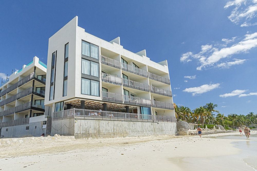 undefined It beach 4