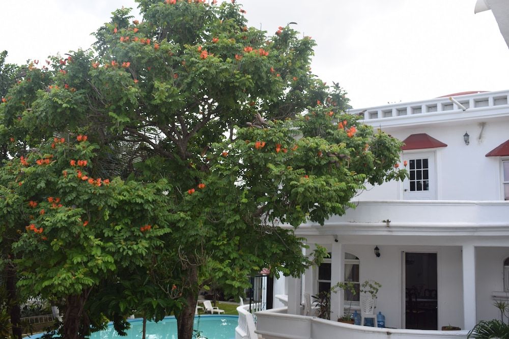 undefined Mansion Giahn Inn 8