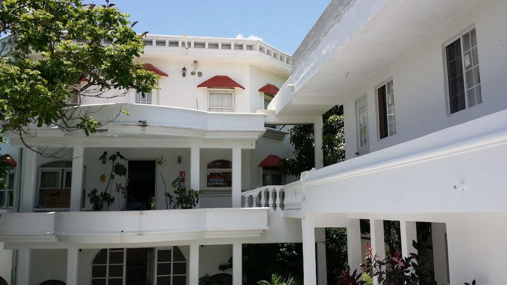 undefined Mansion Giahn Inn 9