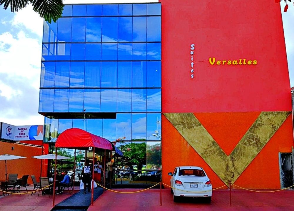 undefined Hotel Versalles Suites 8