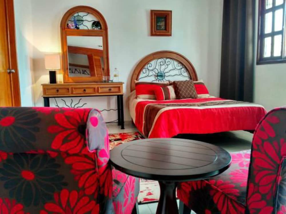 undefined Casa Blanca Boutique & Organic 6