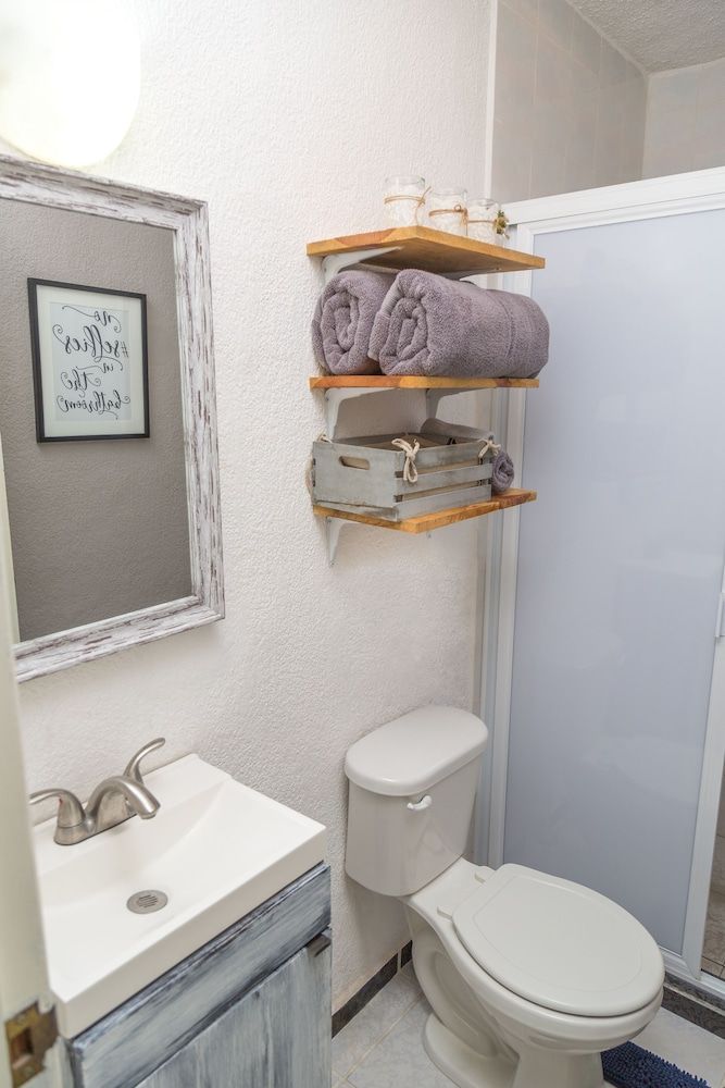 undefined Peaceful & Confortable Oceanfront Studio 10