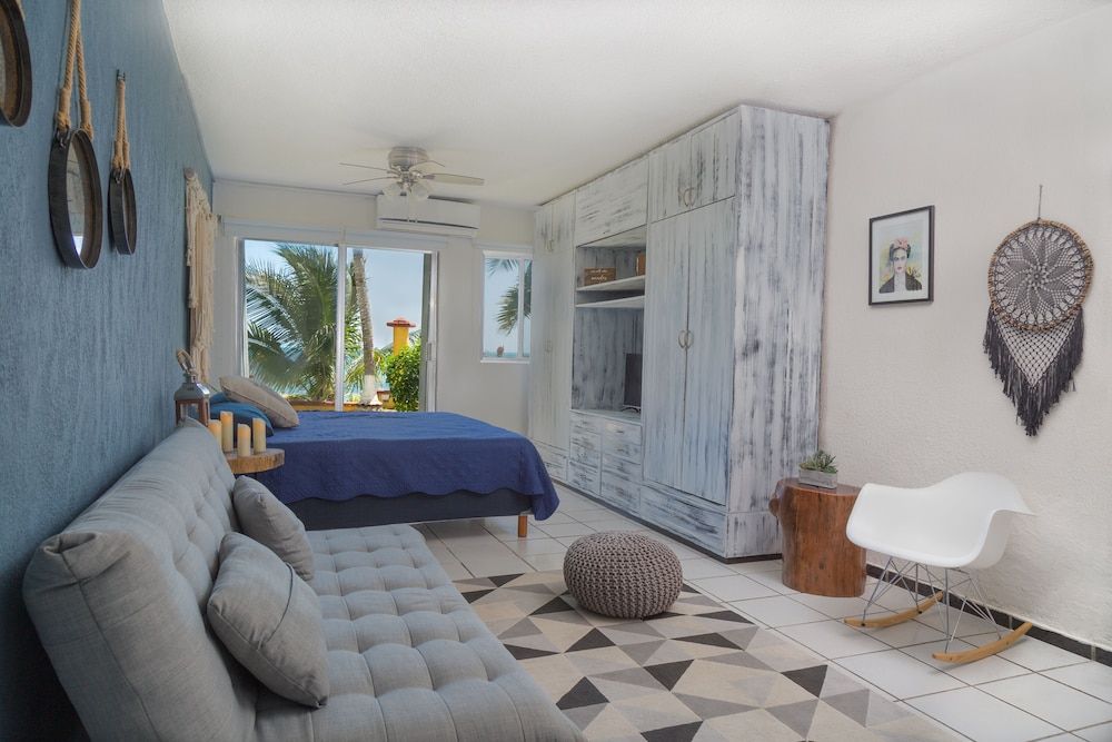 undefined Peaceful & Confortable Oceanfront Studio 5