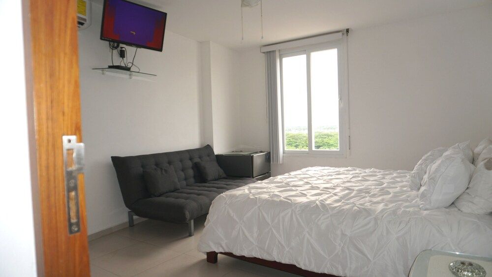 undefined CARIBE Beachfront 2 BDR- Incredible Oceanview 8