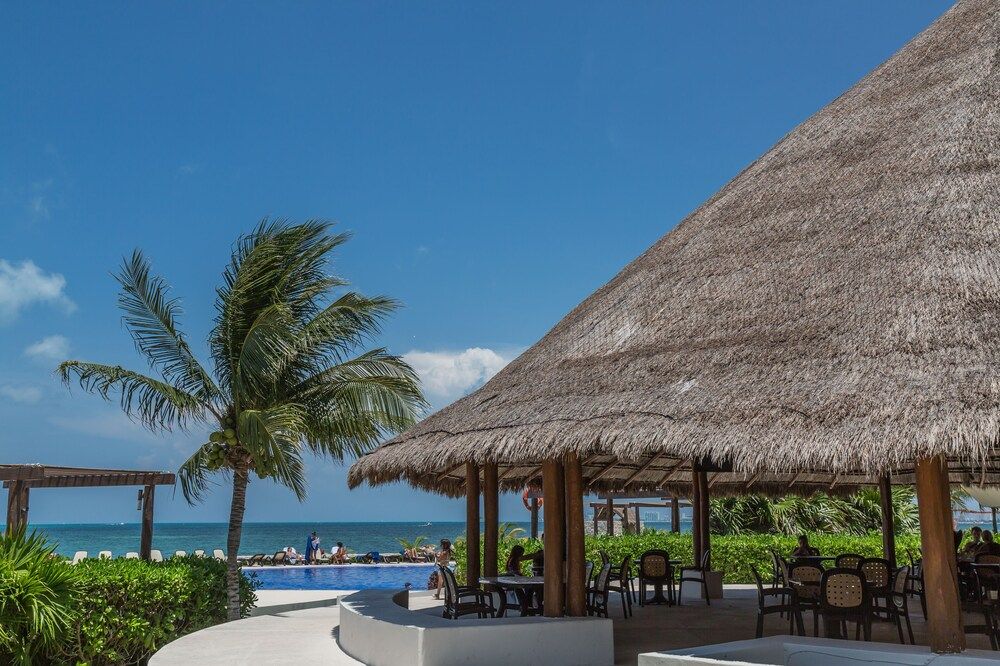 undefined CARIBE Beachfront 2 BDR- Incredible Oceanview 6