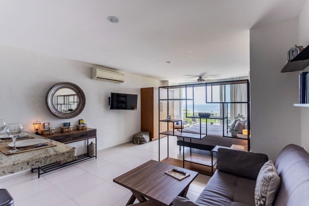 BRISA Beachfront Studio- Amazing Oceanview Apartment 7