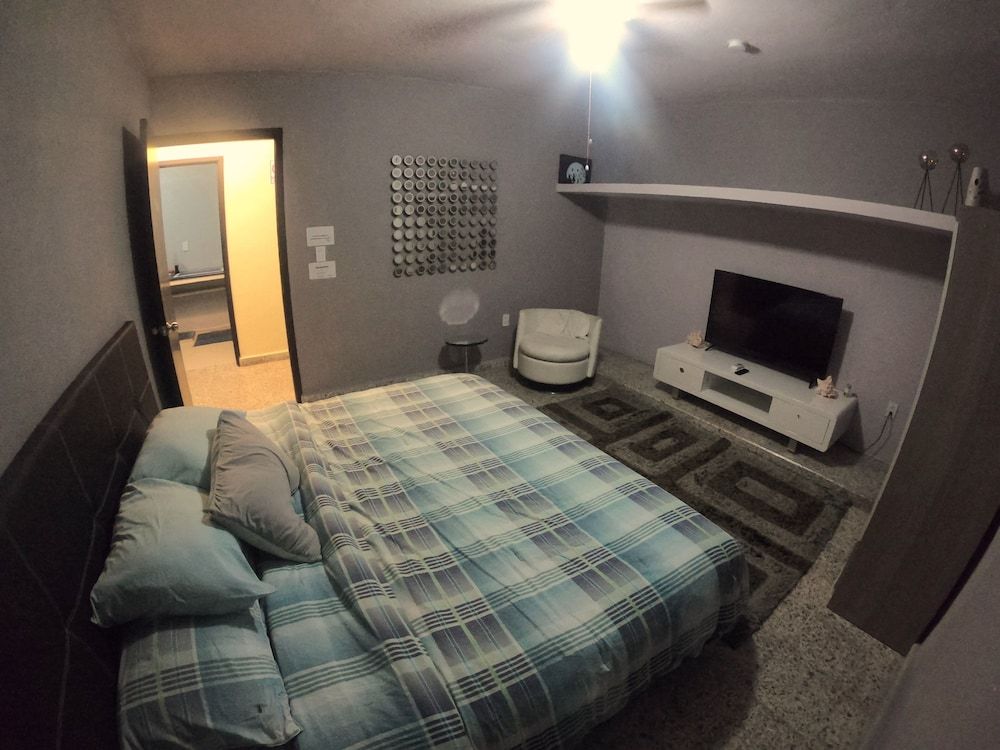 Royal Honey Hostel Family House 6