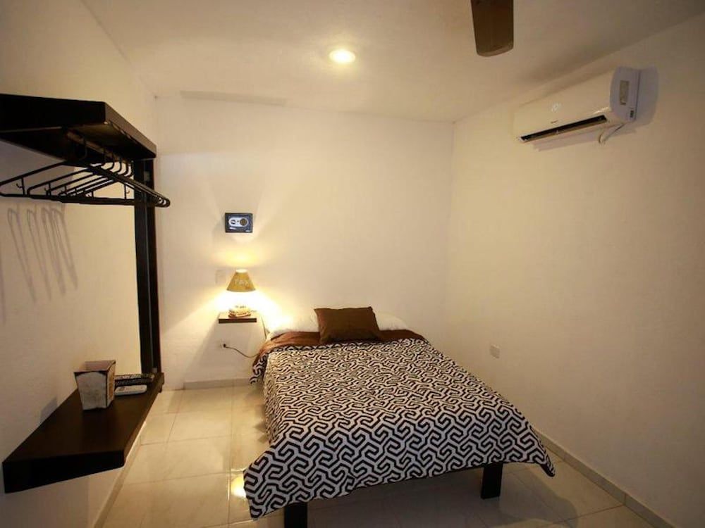 undefined Rooms el Batey - Downtown Cancun 4