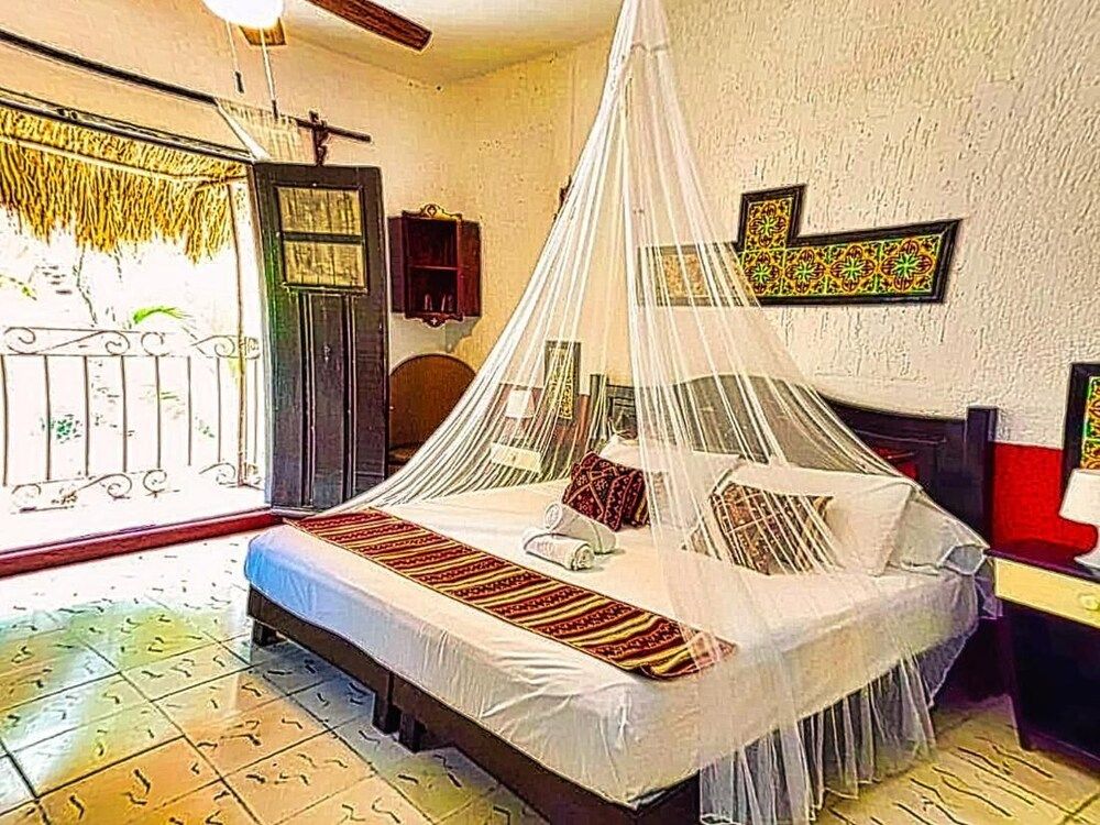 Apartment, 4 Bedrooms, Balcony, Garden View