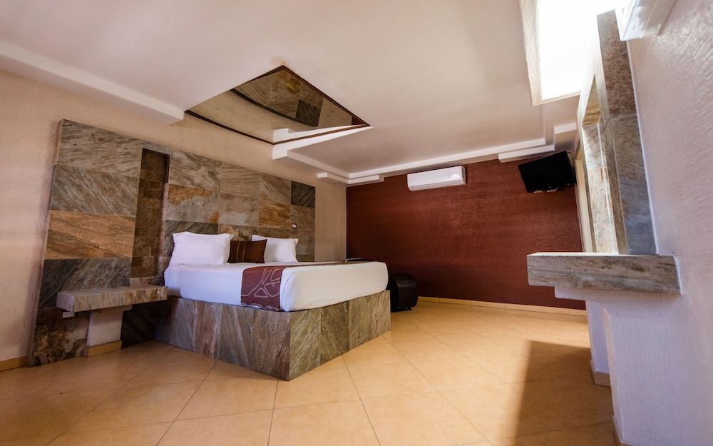 Hotel Closbi Km6 Romantic Room 4
