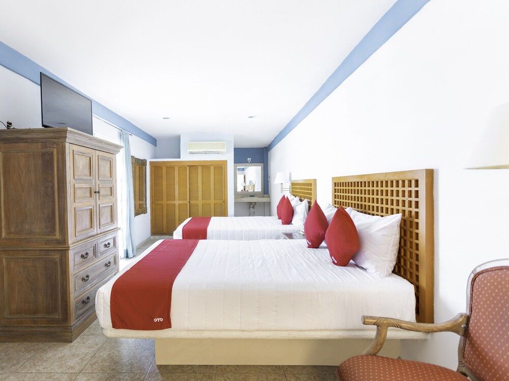 Twin Room, 2 Double Beds