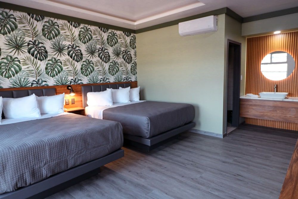 HOTEL LA QUINTA BONITA