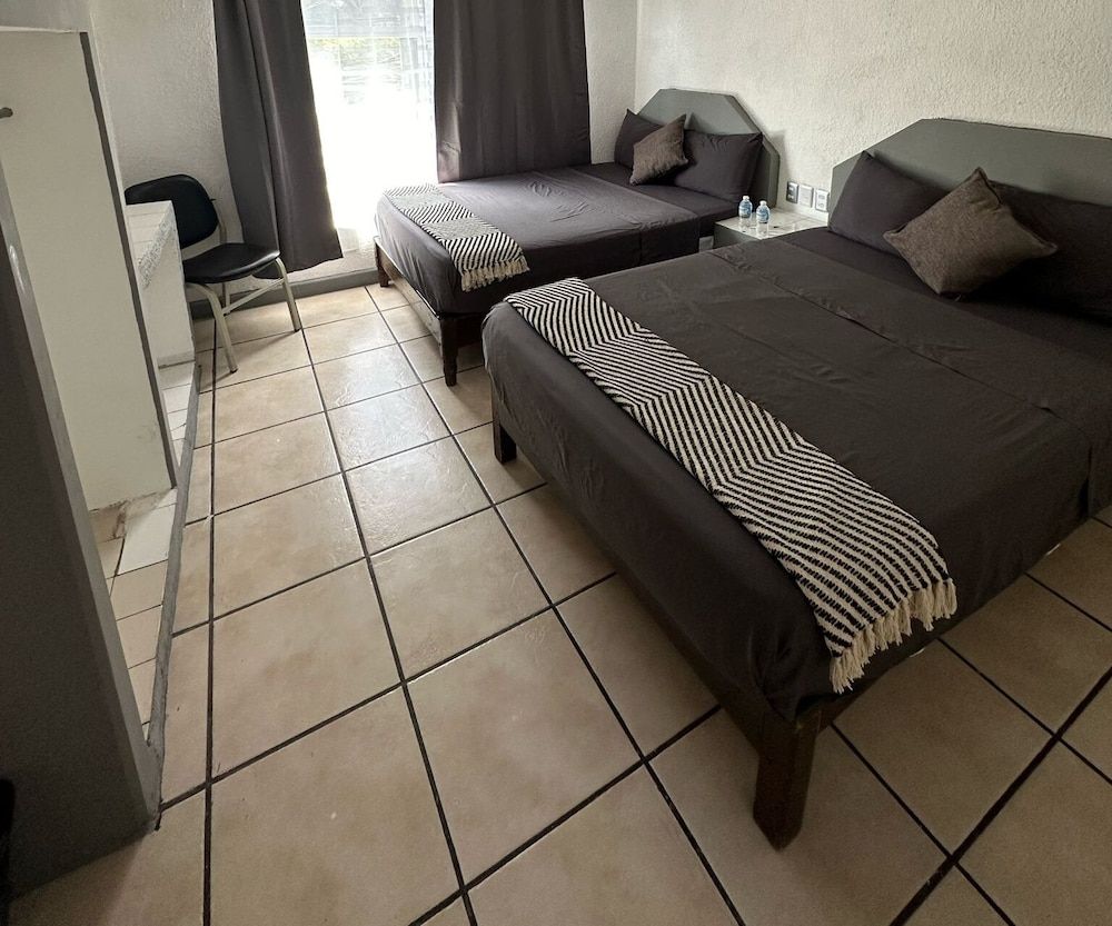 Hotel Posada Jardin Aguascalientes Basic Double Room, 2 Double Beds 3
