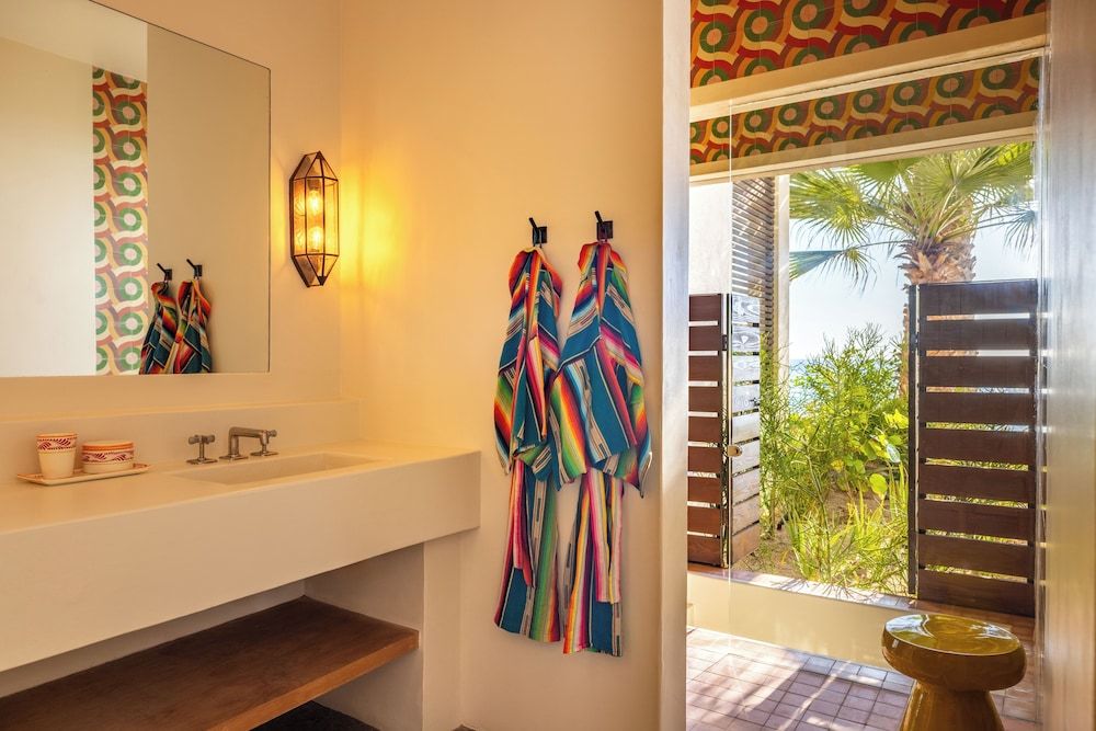 Hotel San Cristobal Studio, 1 King Bed, Ocean View (Plunge Pool) 2