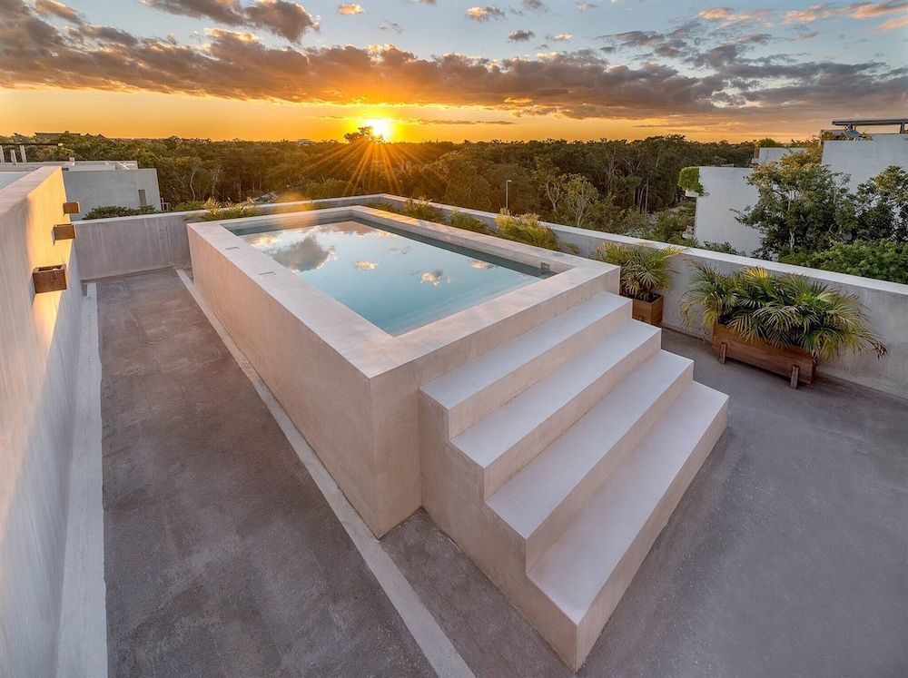 Spacious Loft With Amazing Rooftop Pool - Unbeatab