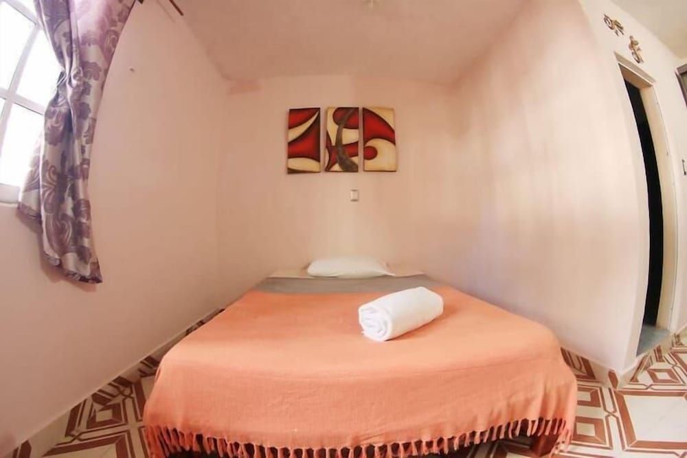 House, 2 Bedrooms, Non Smoking