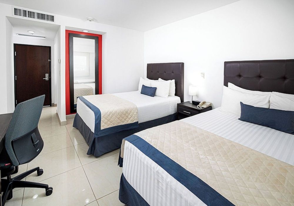 Hotel México Plaza Celaya Standard Double Room, 2 Double Beds 4