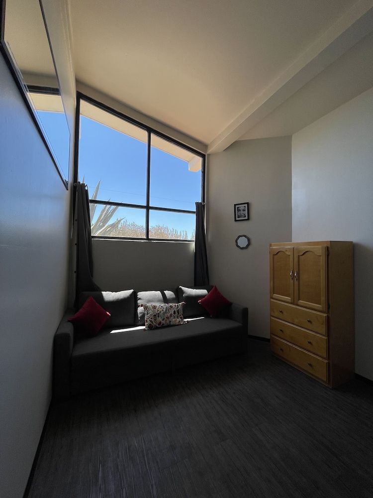 DaNik Valle Family Room, 1 Queen Bed with Sofa bed, Patio, Valley View 10