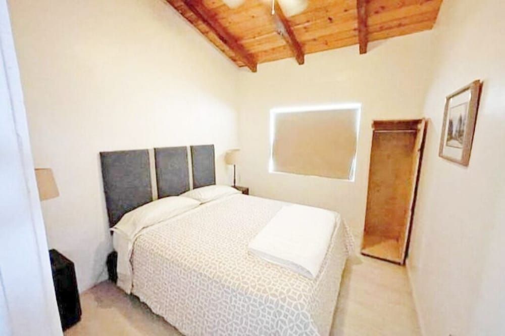 Selah Hotel Family House 3