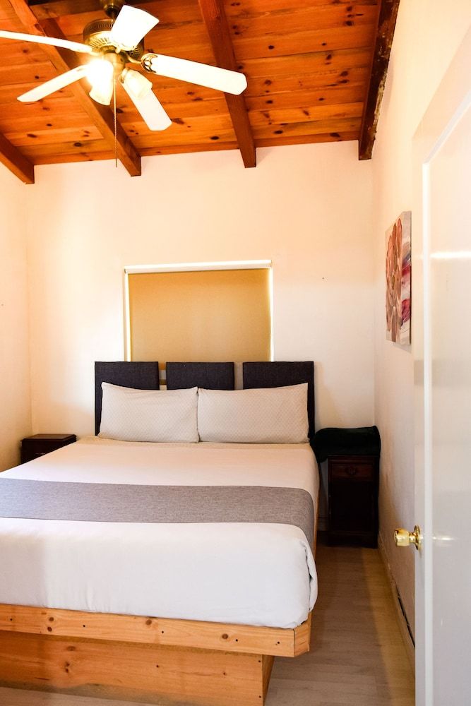 Selah Hotel Family House 5