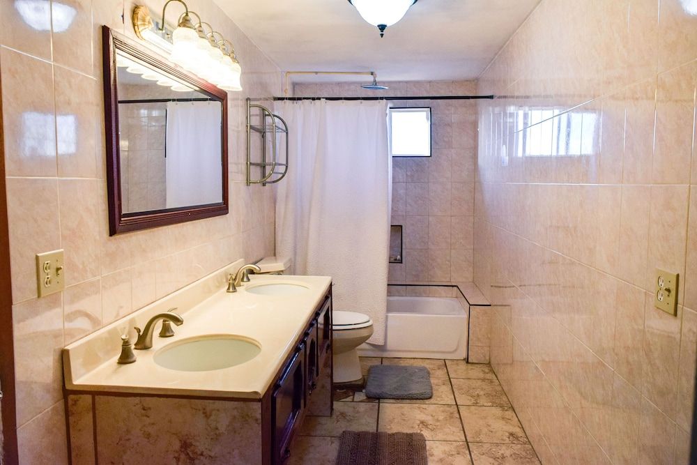 Selah Hotel Family House, 6 Bedrooms, Valley View, Mountainside 7