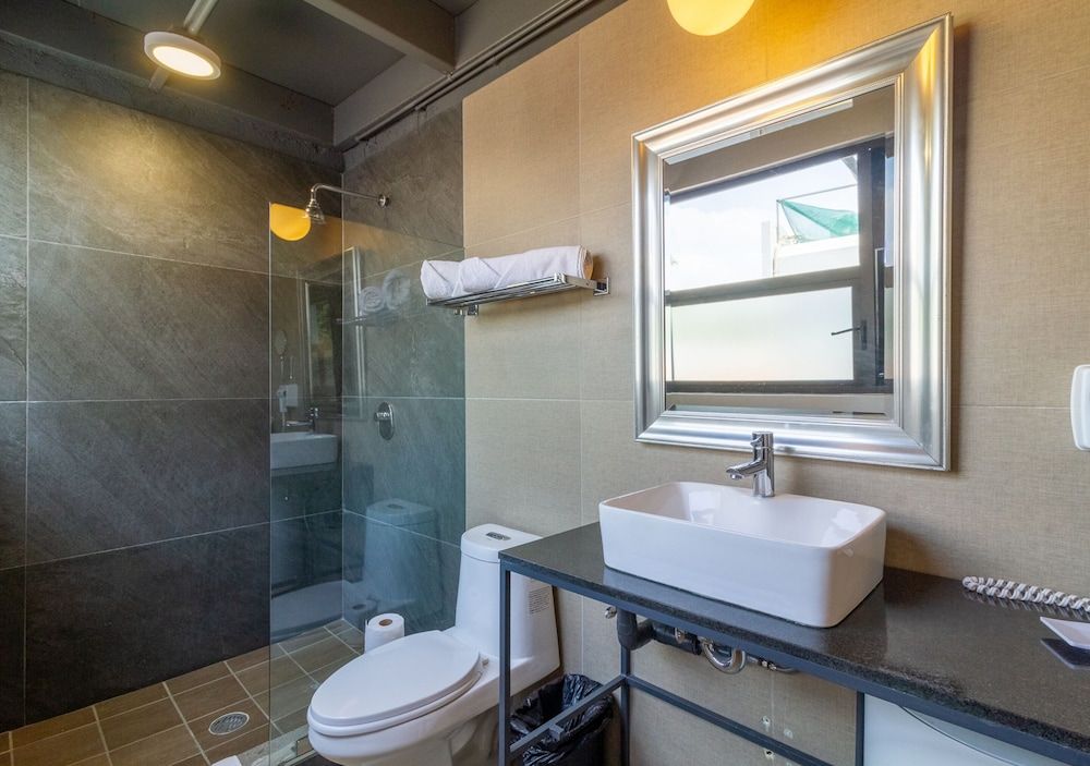 The Yellow by DOT Boutique Superior Double Room 4