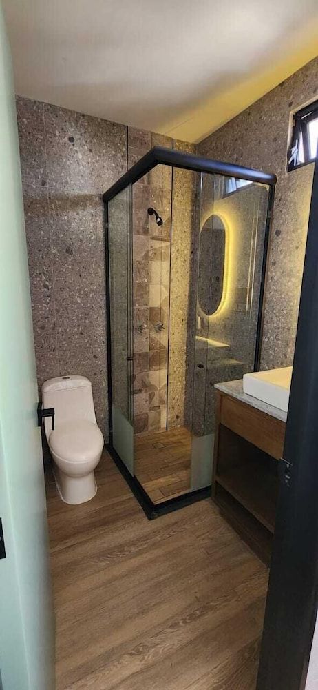 Expo Satelite 2750 Hotel & Suites Satelite Suite 6