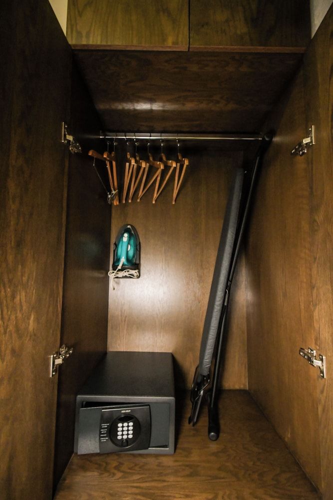 Expo Satelite 2750 Hotel & Suites Habitación Standard 6