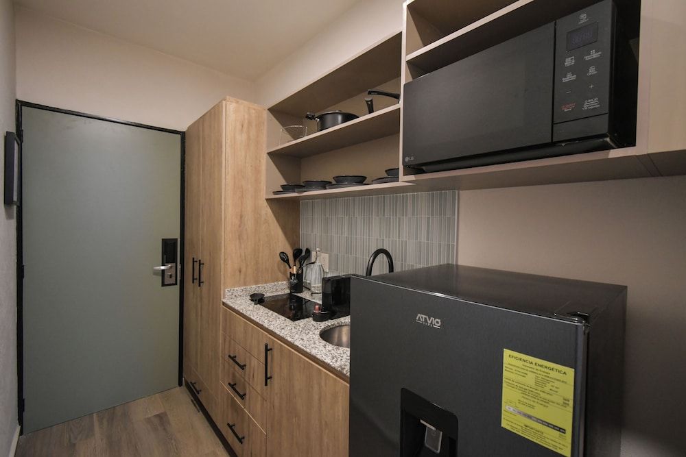 Expo Satelite 2750 Hotel & Suites Suite Standard 9