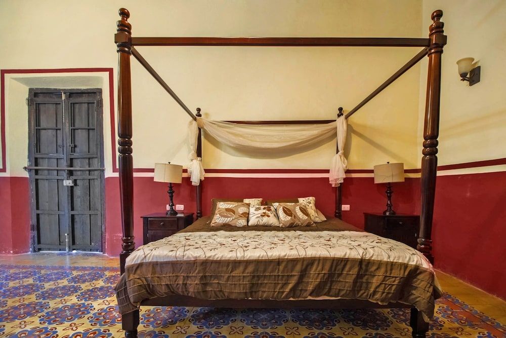 Junior Suite, 1 King Bed