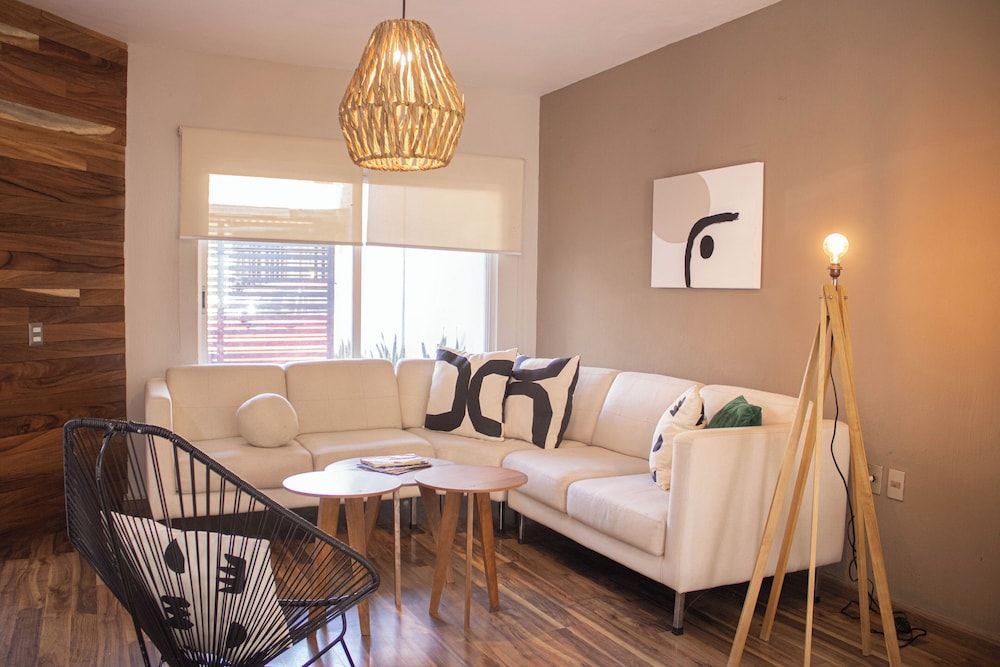 House, 4 Bedrooms