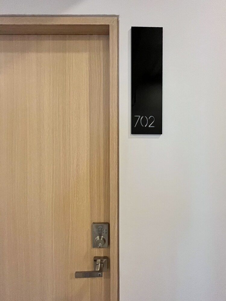 Classic Room 702