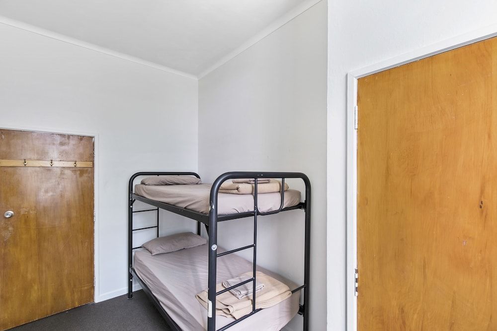 undefined Queen Street Backpackers 9