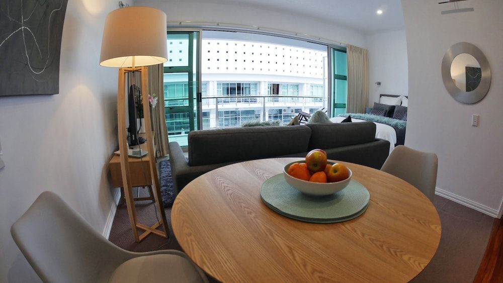 undefined Princes Wharf Couple's Retreat - Adults Only 10