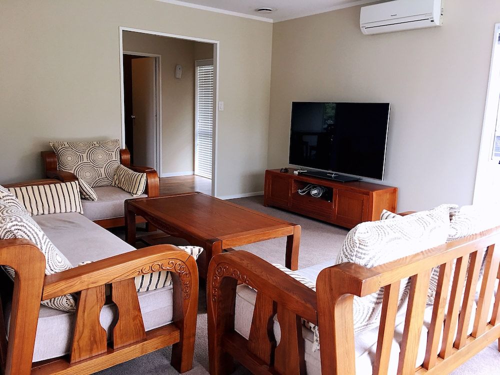 Sunny Home House, 3 Bedrooms, Non Smoking 9