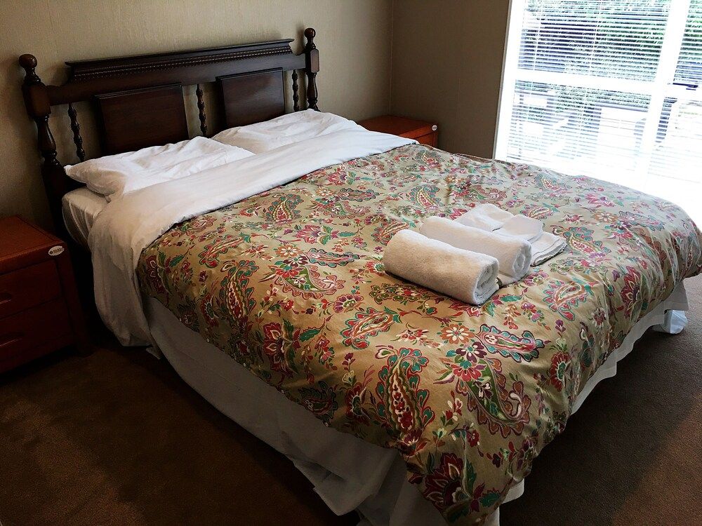 undefined Sunny Home 7