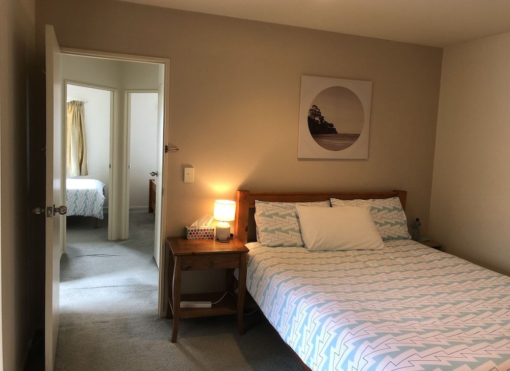 undefined Auckland GQ Holiday Home 3