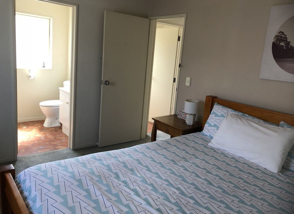 undefined Auckland GQ Holiday Home 6