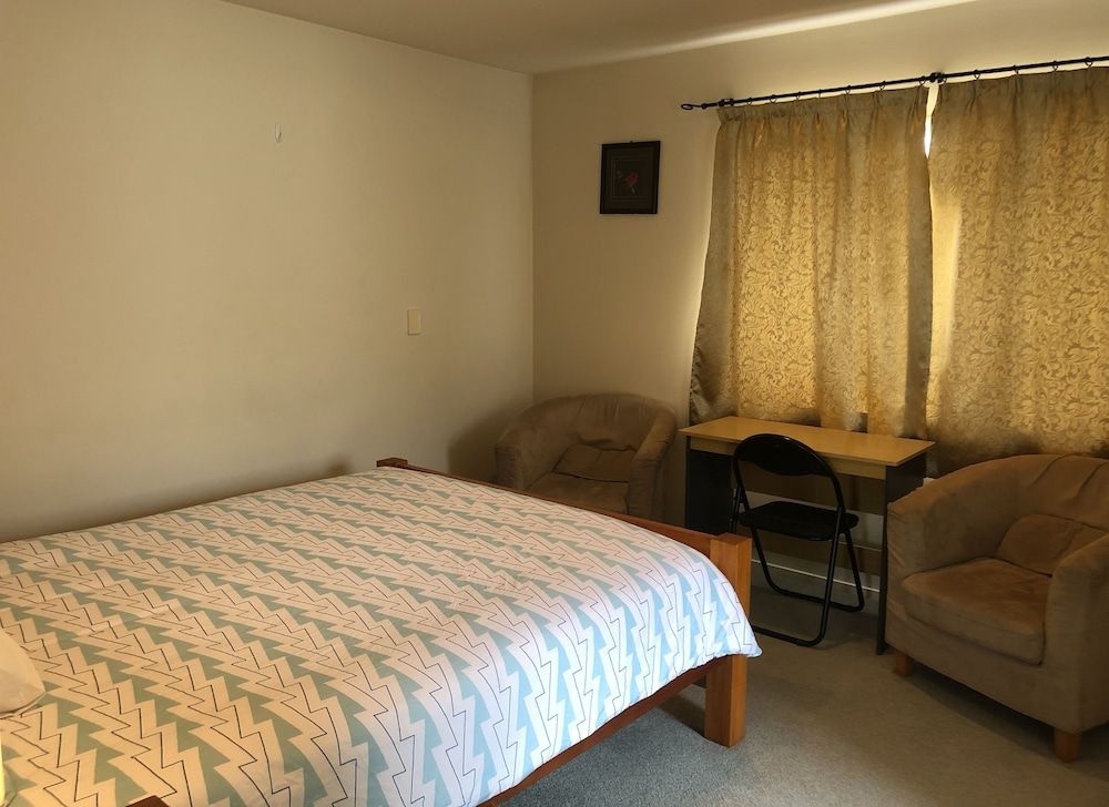 undefined Auckland GQ Holiday Home 4