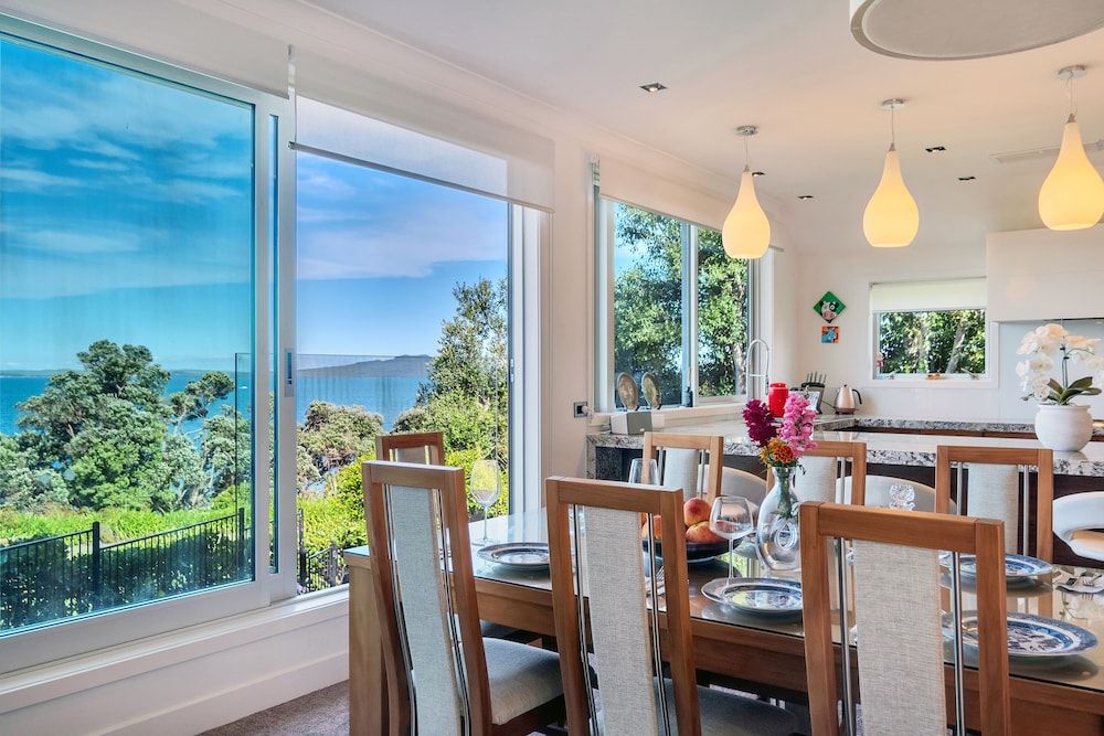 undefined Elegant Sea-View Villa on the Northshore 6