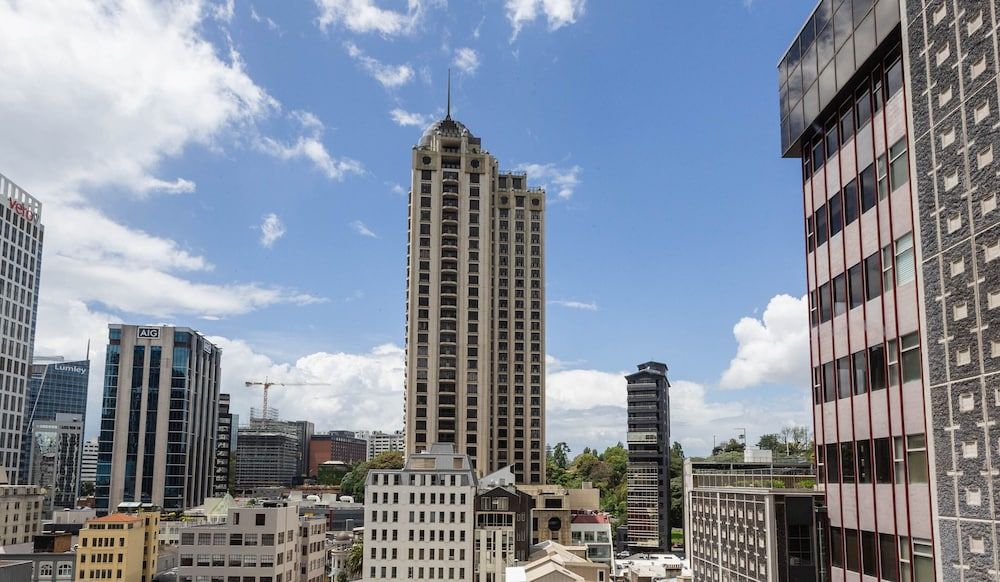 undefined Spacious Apartment in Auckland Central 7
