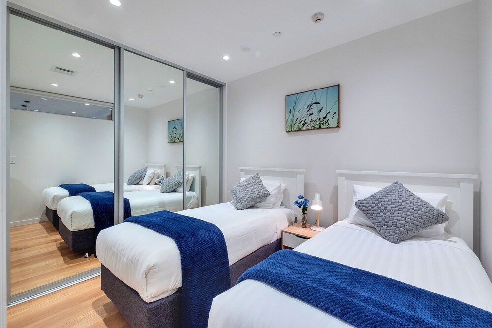 undefined Spacious Mt Eden Apartment 8