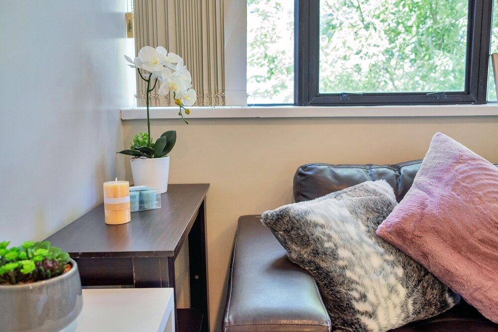 undefined City Studio Near K'rd with WiFi 9