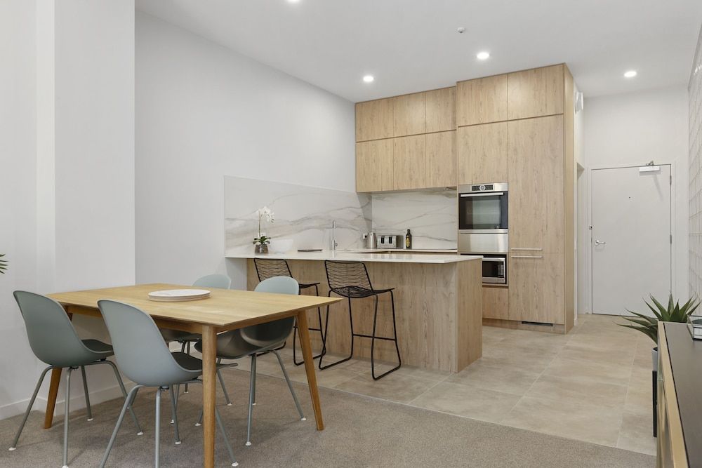 undefined 2 Bedrooms on Hobson Street with carpark - by Urban Butler 7