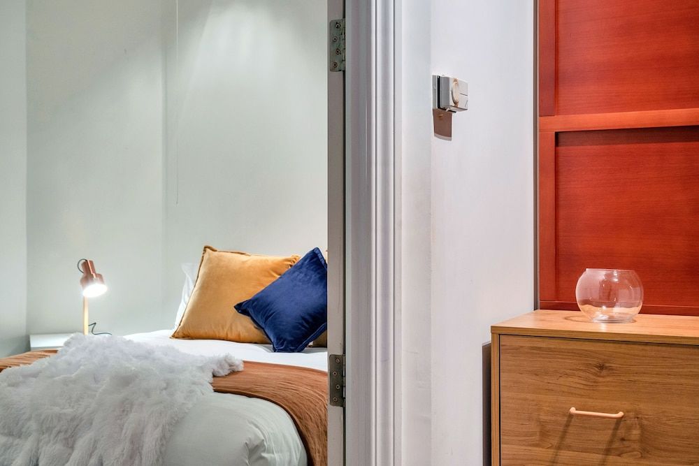 undefined 1 Bedroom City Apartment with Parking for 2 Cars 6