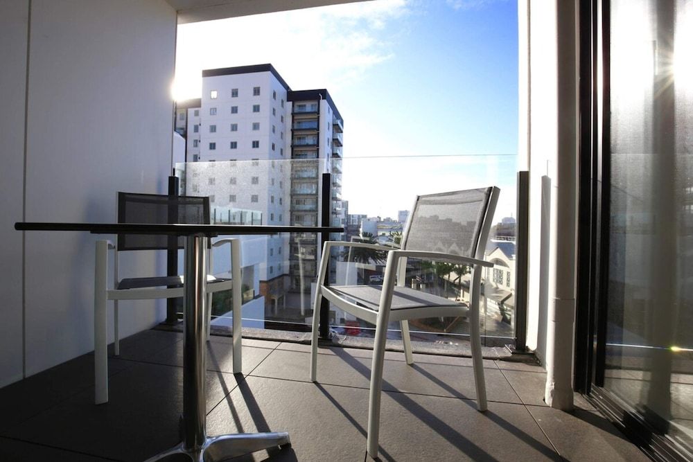 2 Bed Apt Heart of Ponsonby Gym Apartment (2 Bedrooms) 9