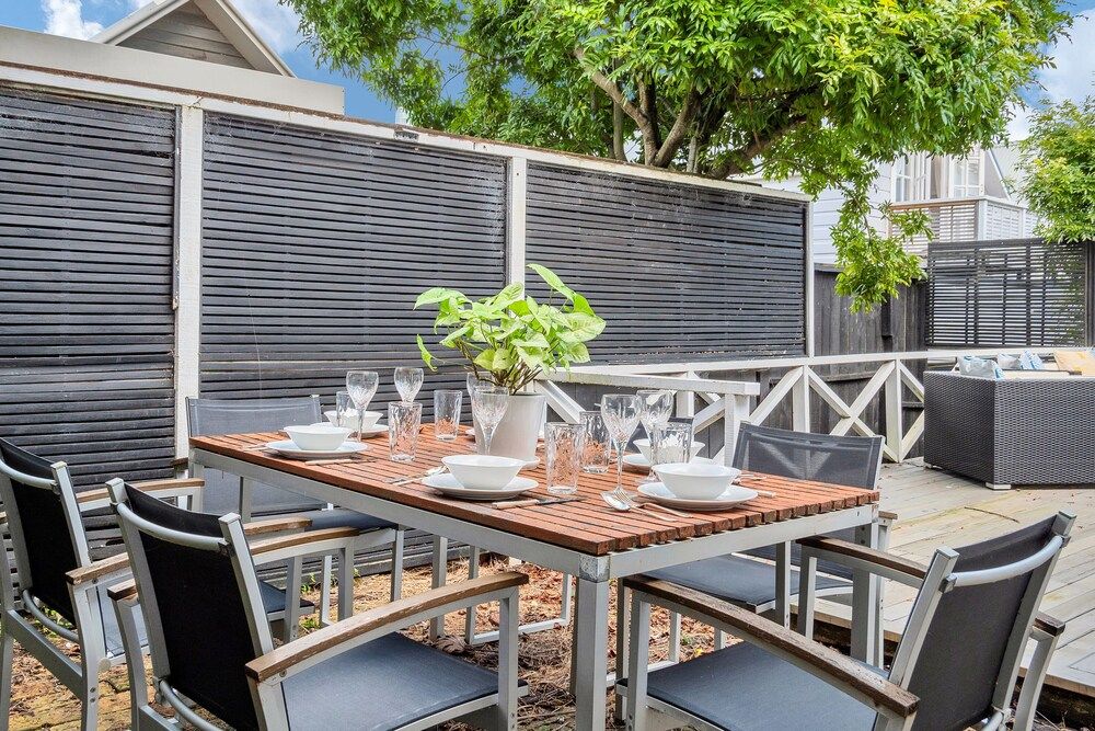 undefined Classic 3 Bedroom Home near Ponsonby Rd 5