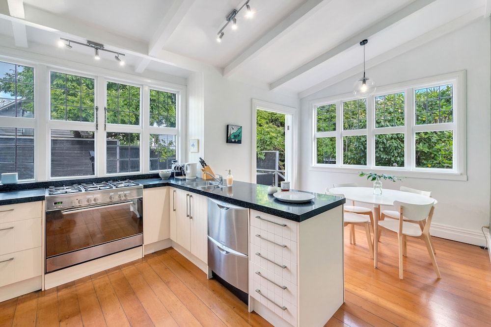 Classic 3 Bedroom Home near Ponsonby Rd House, 3 Bedrooms 13